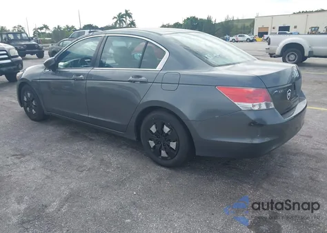 2010 Honda Accord 2.4 Lx z USA, uszkodzony, nr VIN 1HGCP2F36AA045981